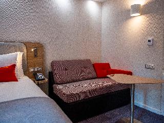 3001904-holiday-inn-express-nice-grand-arenas.jpg
