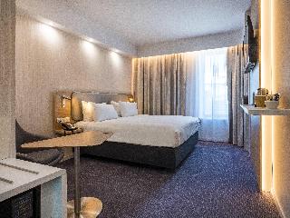 3002089-holiday-inn-express-nice-grand-arenas.jpg