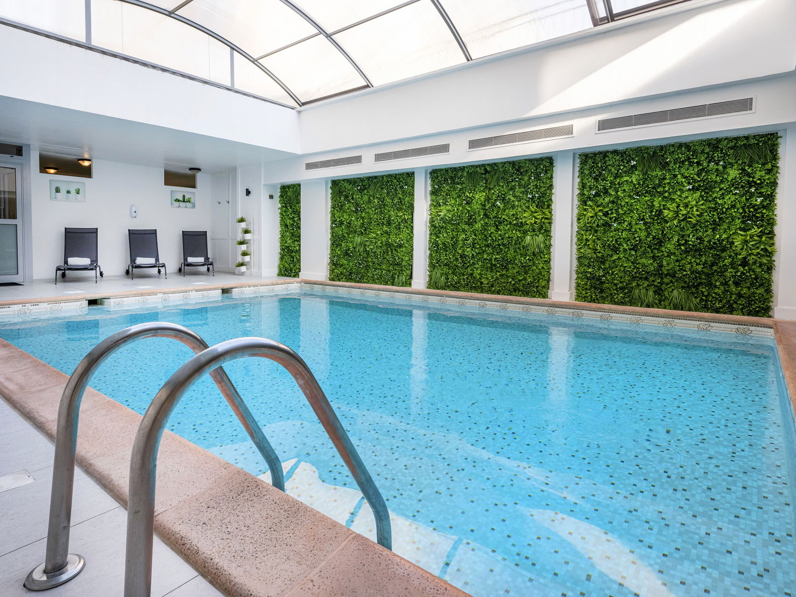 2996593-hotel-nice-riviera.jpg