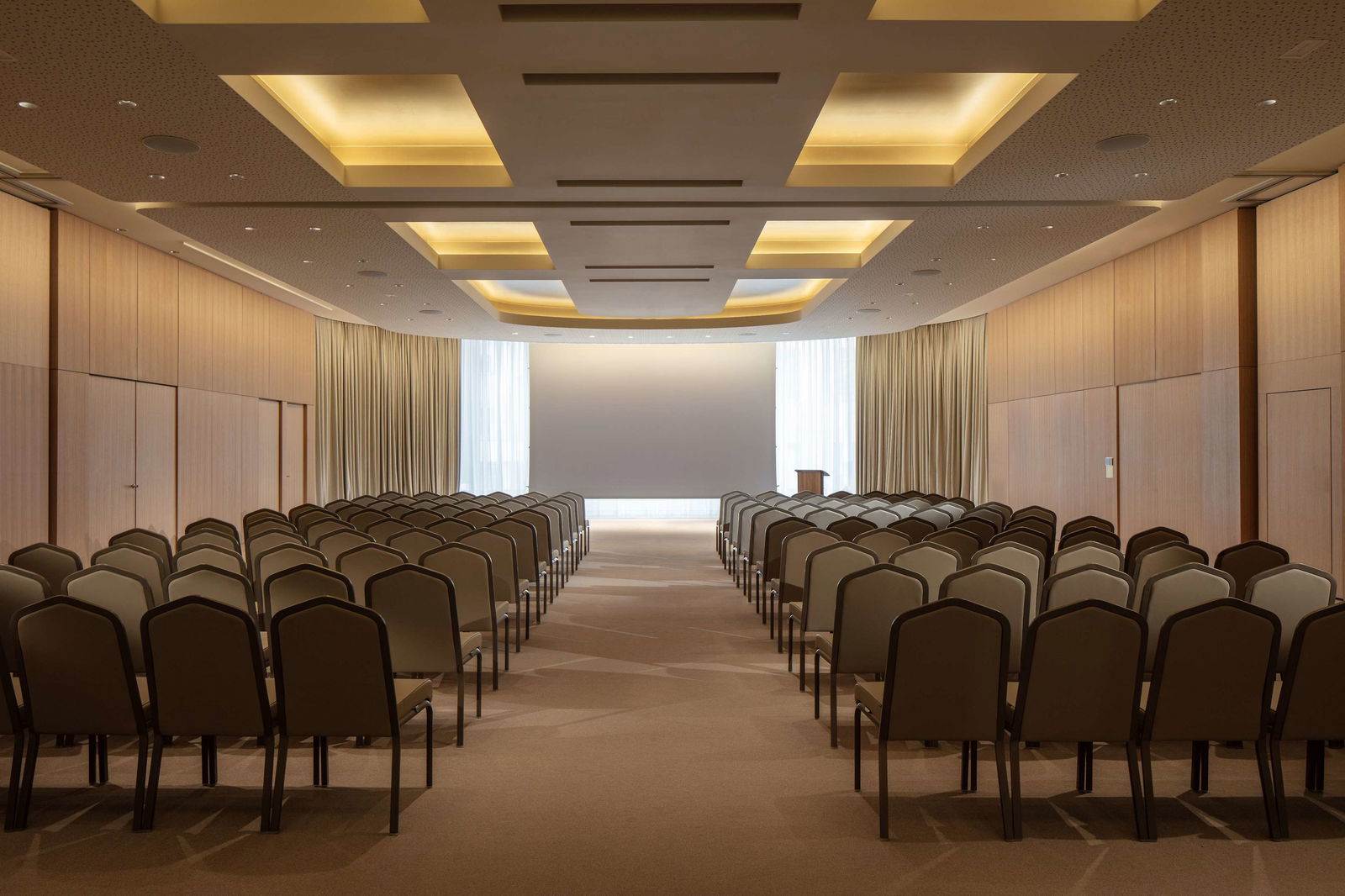 Anantara Plaza Nice Hotel Conference Room