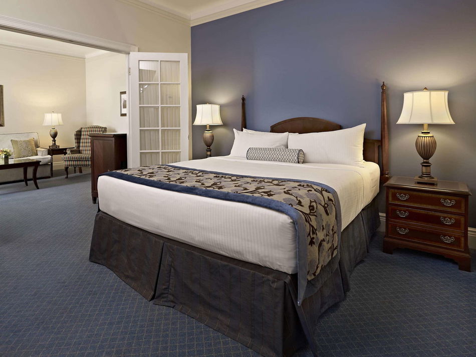 Fairmont Hotel Macdonald Room Example