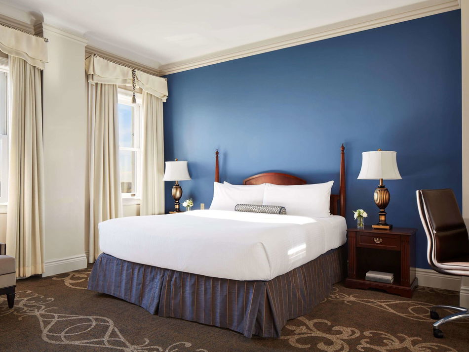 Fairmont Hotel Macdonald Room Example