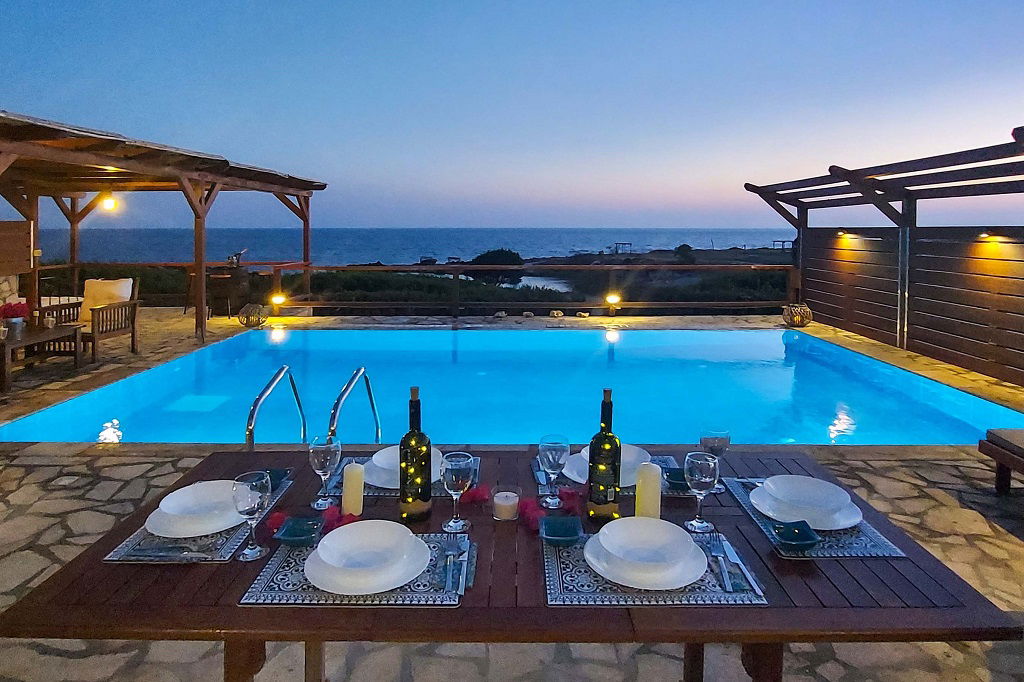 Hotel Crystal Villas