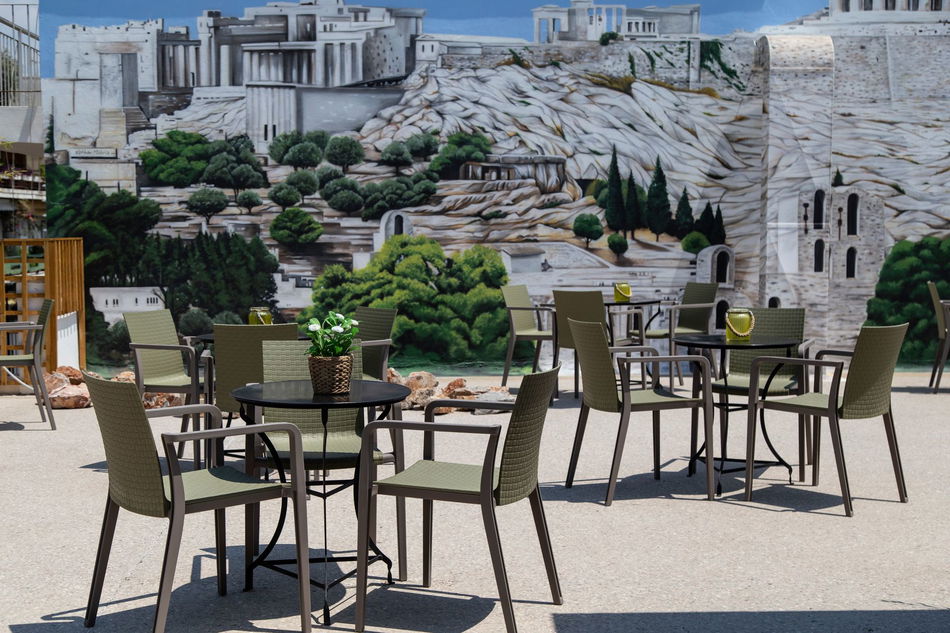 1992516-be-my-guest-athens.jpg