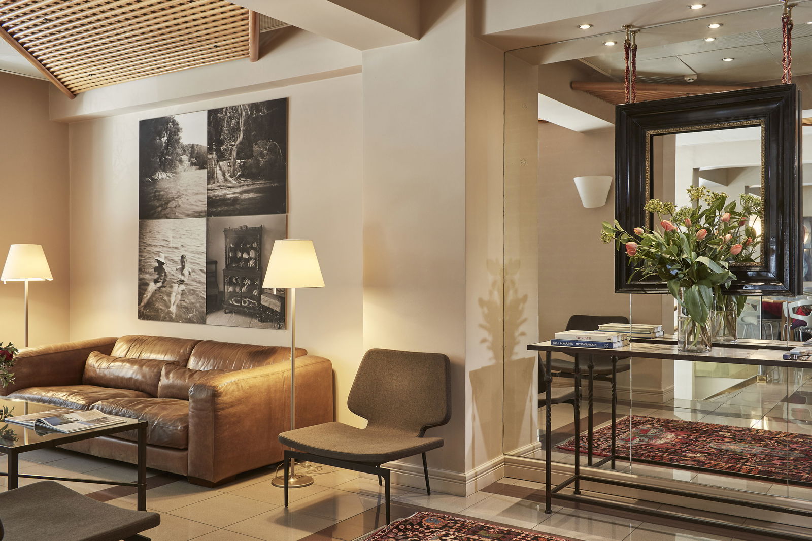 Philippos Hotel Lounge / Lobby
