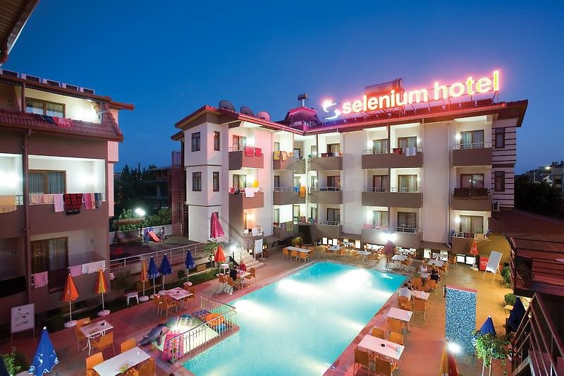 Hotel Selenium Hotel