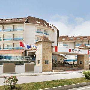 Hotel Ramada Resort By Wyndham Side cazare Gundogdu
