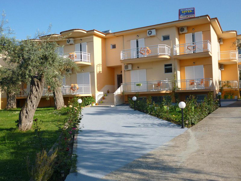 Chrisa Hotel Thassos Exterior