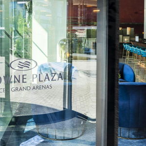 Sejur Crowne Plaza Nice Grand Arenas vacanta Saint-Laurent-du-Var