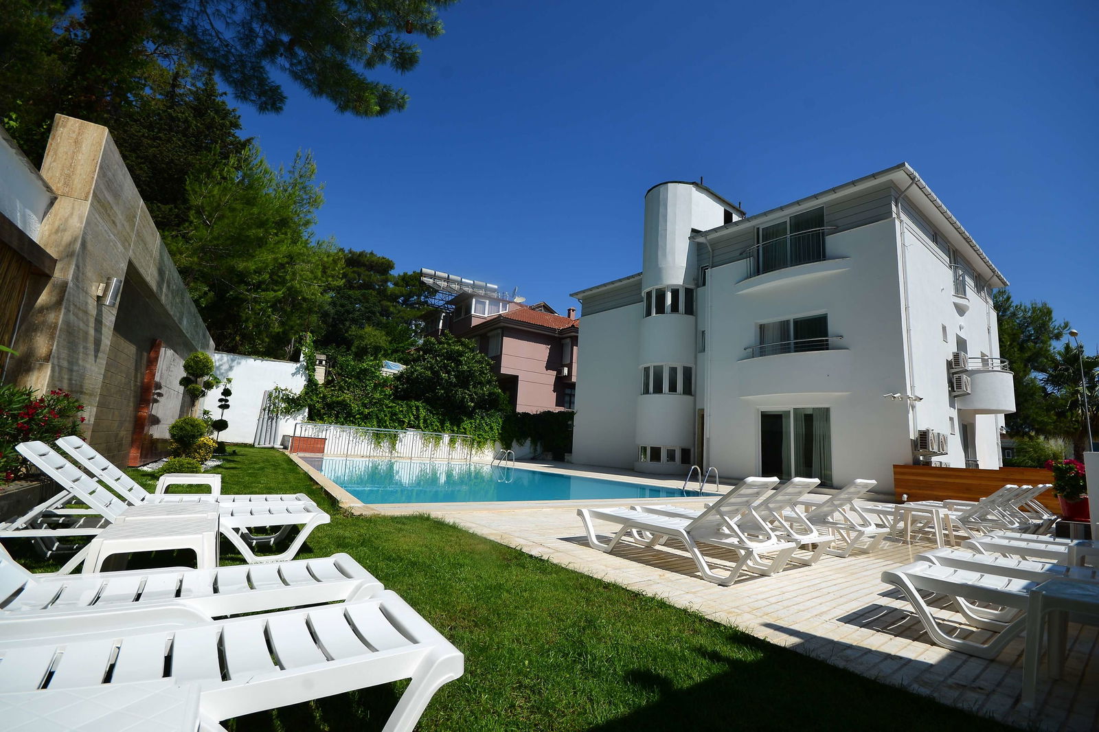 Doc's Boutique Hotel Outdoor Pool
