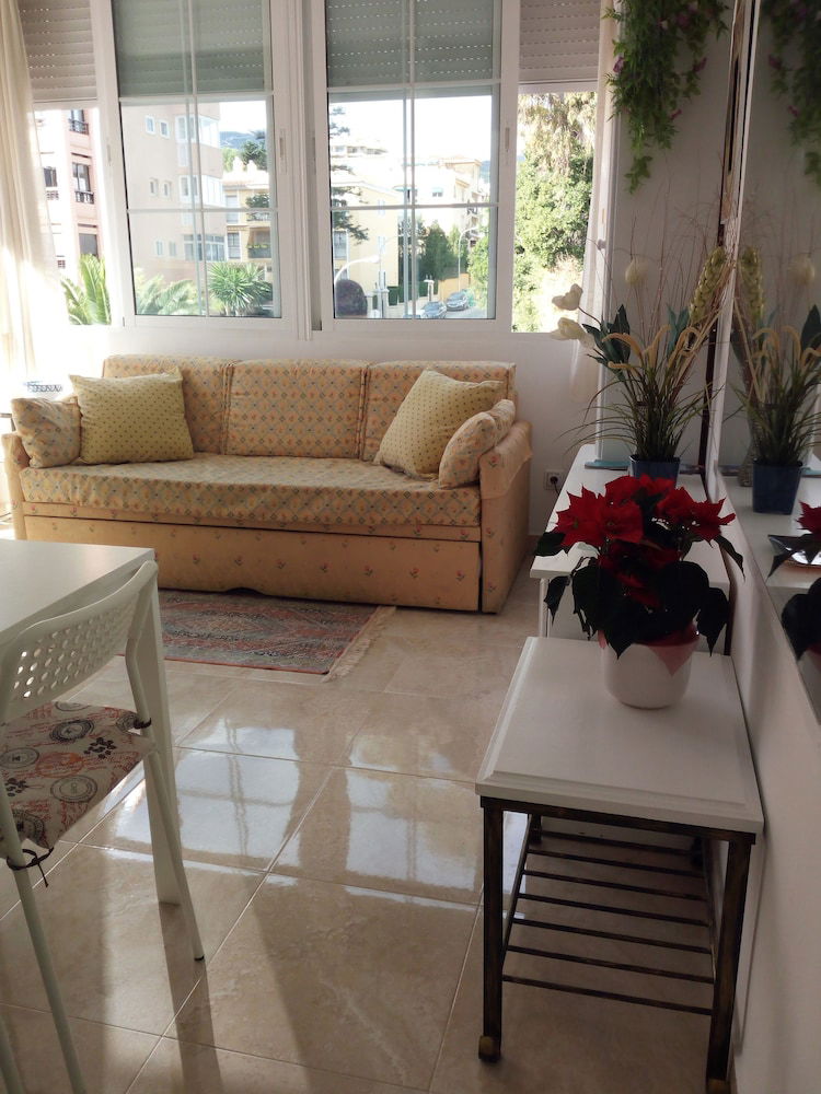Hotel Carihuela Sun Beach
