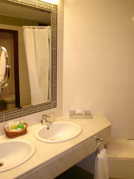 El Fuerte Marbella Room Example