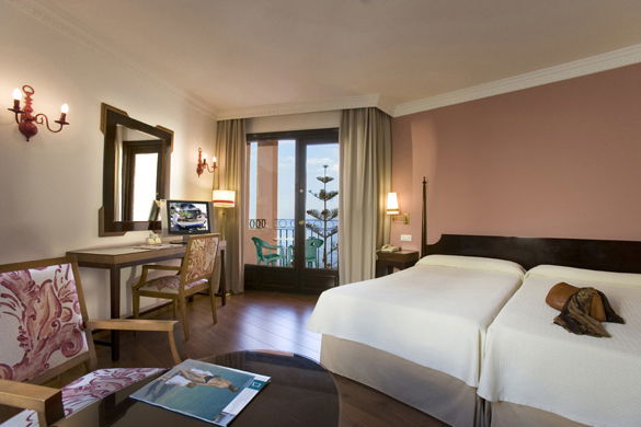 El Fuerte Marbella Room Example