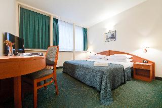 Central Hotel