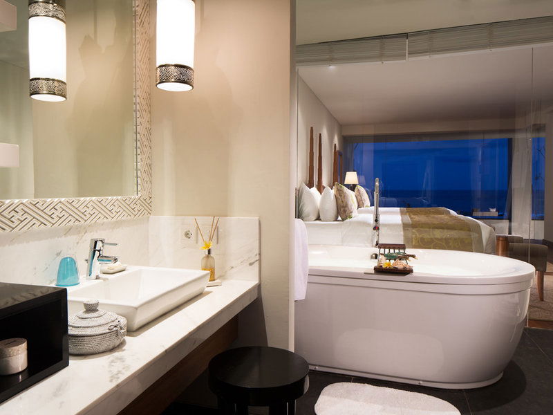 Samabe Bali Suites & Villas