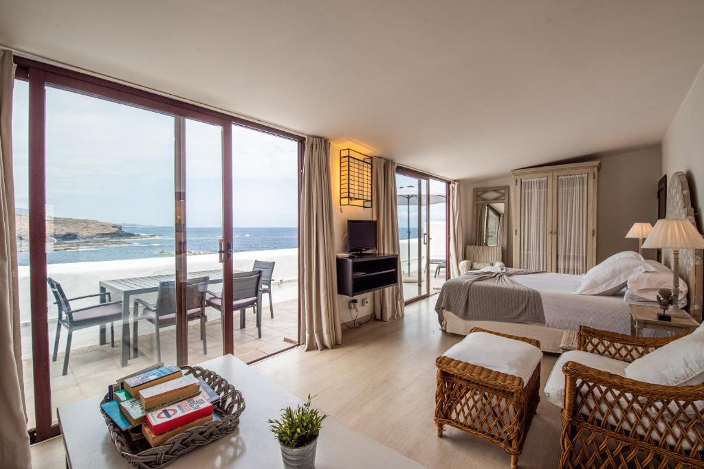Hotel Isla Baja Suites