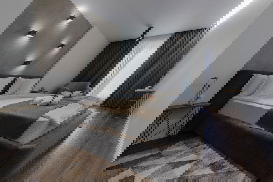 Ares Aparthotel