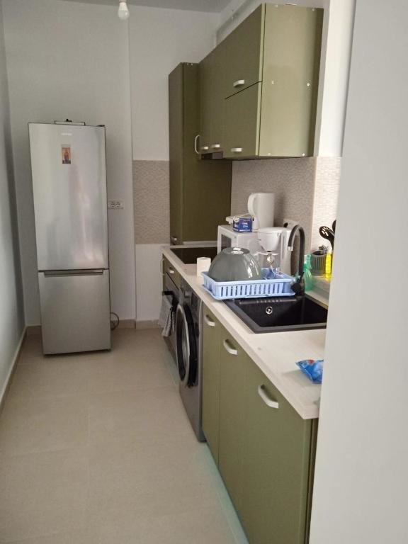 Hotel Deluxe 2 Bedroom Apartment With Balcony And Private Parking