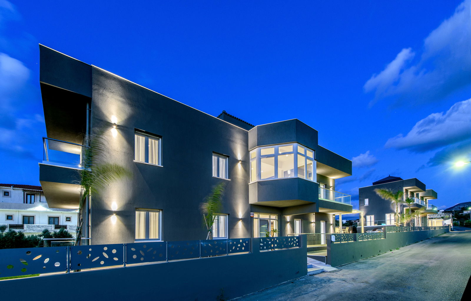 Hotel Elysian Suites