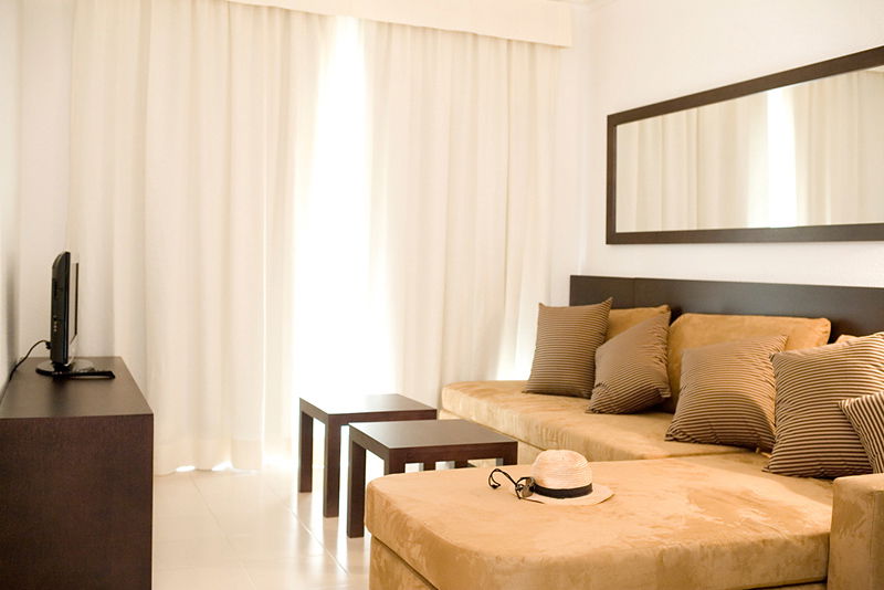 Prinsotel La Dorada Room Example