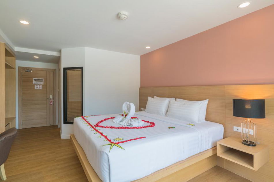 New Square Patong Hotel