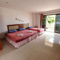 Sejur The Little Mermaid Guesthouse & Restaurant vacanta Phuket