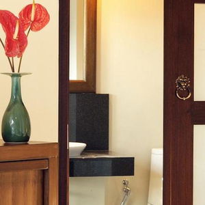 Hotel Two Villas Holiday Onyx Style Nai Harn Beach cazare Phuket