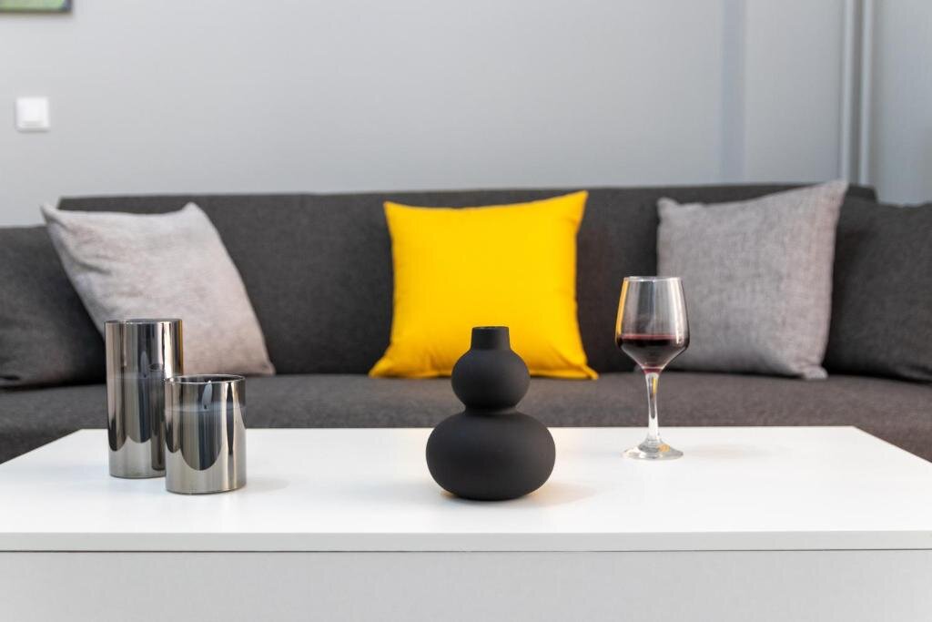 Hotel C3 Modern Spartan Apartment