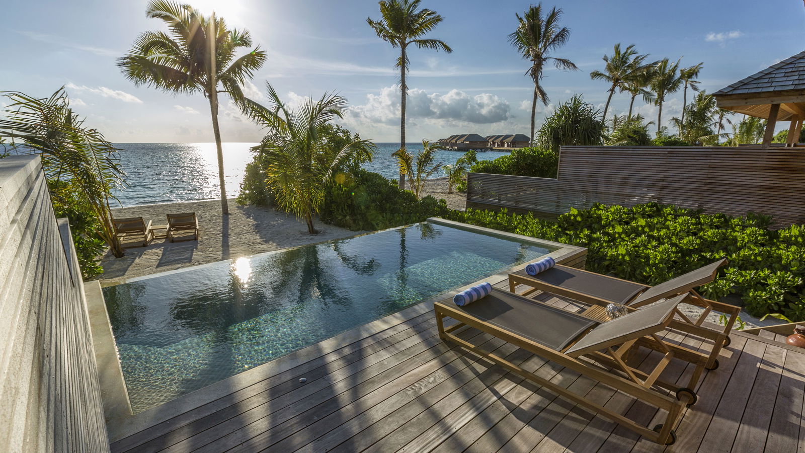 Hotel Hurawalhi Island Resort