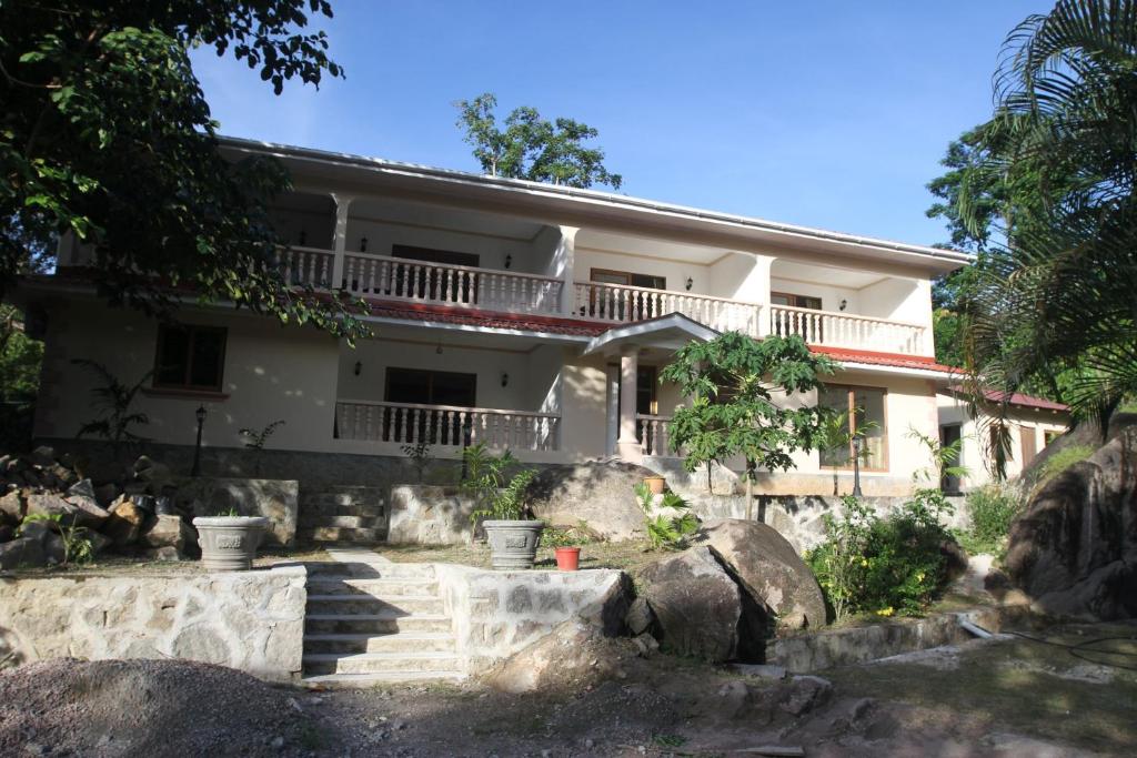 Hotel Forest Lodge Guest House