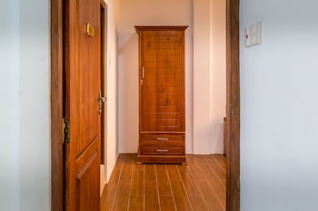 Hotel Metro Port City Hotel