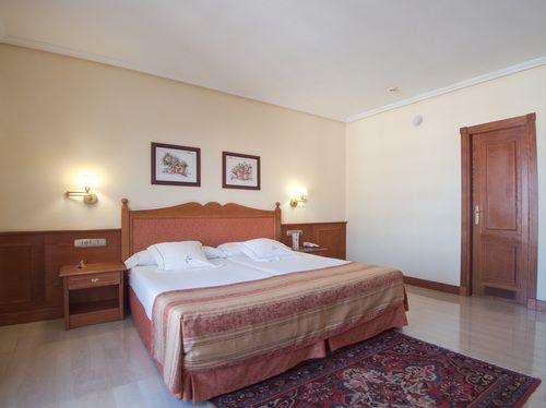 ZENTRAL CENTER -ADULTS ONLY-