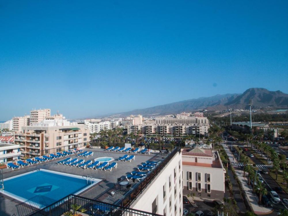 ZENTRAL CENTER -ADULTS ONLY-