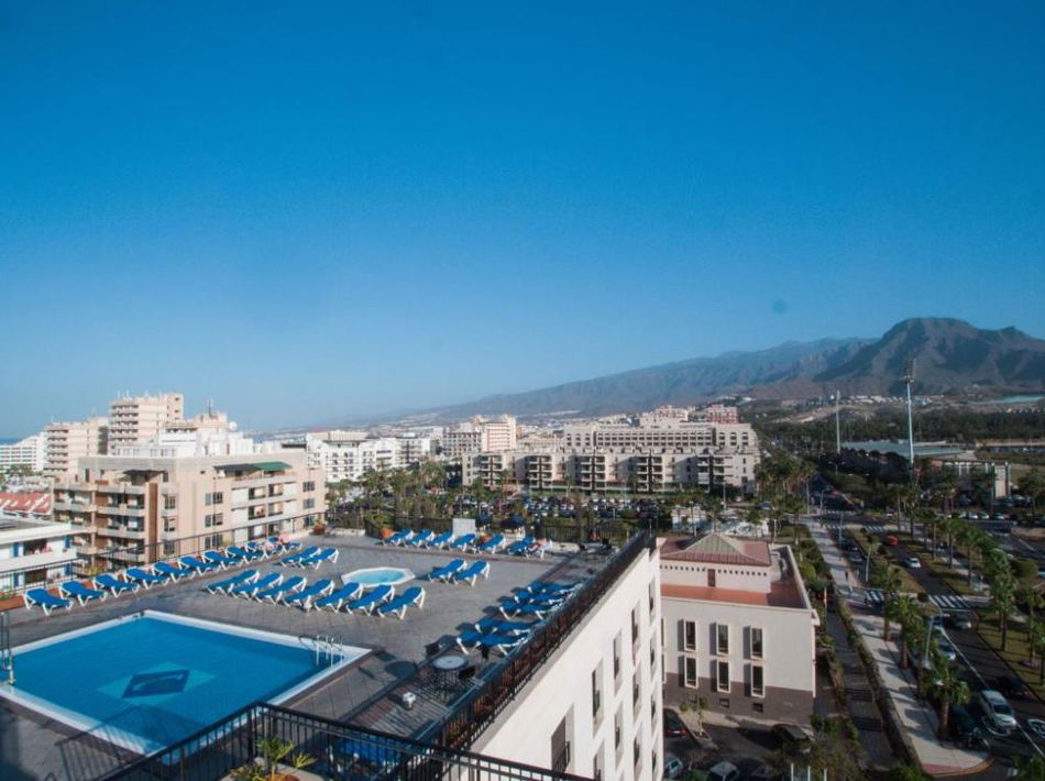 ZENTRAL CENTER -ADULTS ONLY-