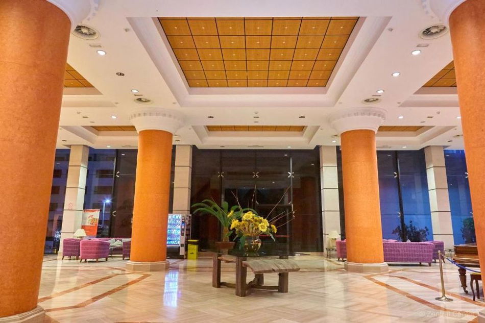 ZENTRAL CENTER -ADULTS ONLY-