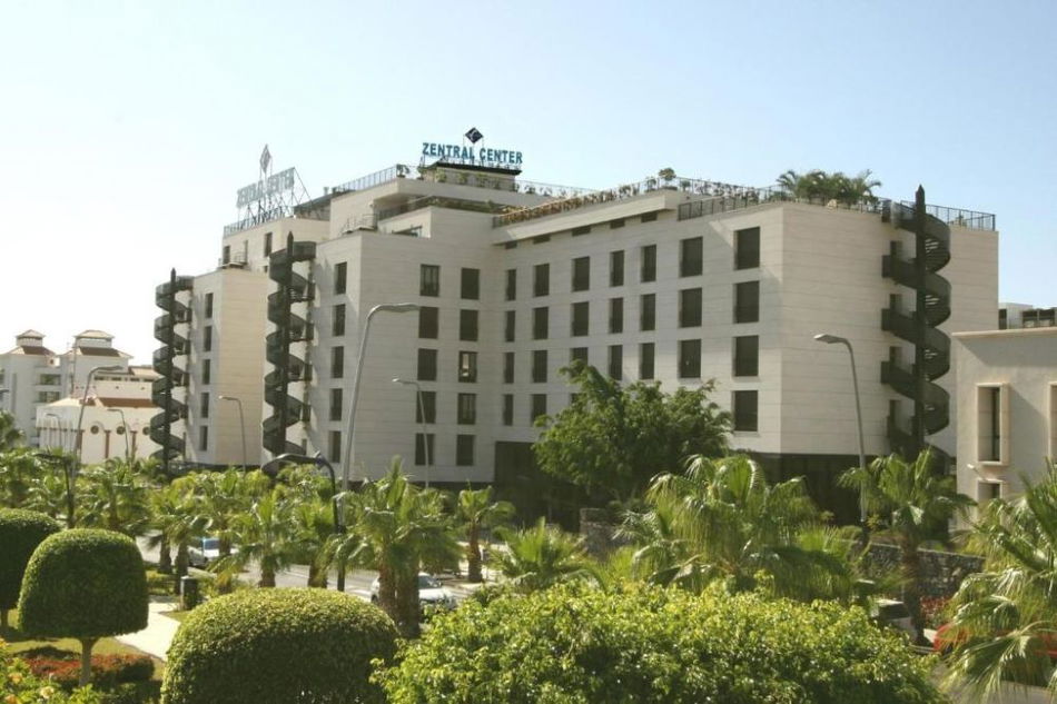 ZENTRAL CENTER -ADULTS ONLY-