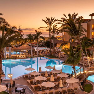 Hotel Gf Gran Costa Adeje cazare Costa Adeje