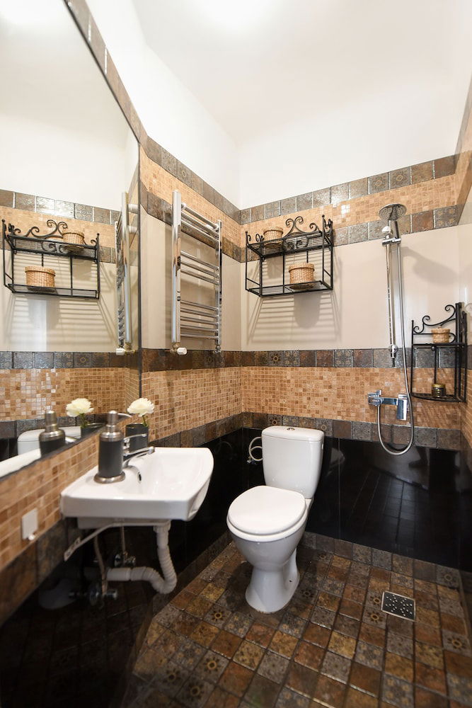 Hotel Homey - Strada Franceza 52