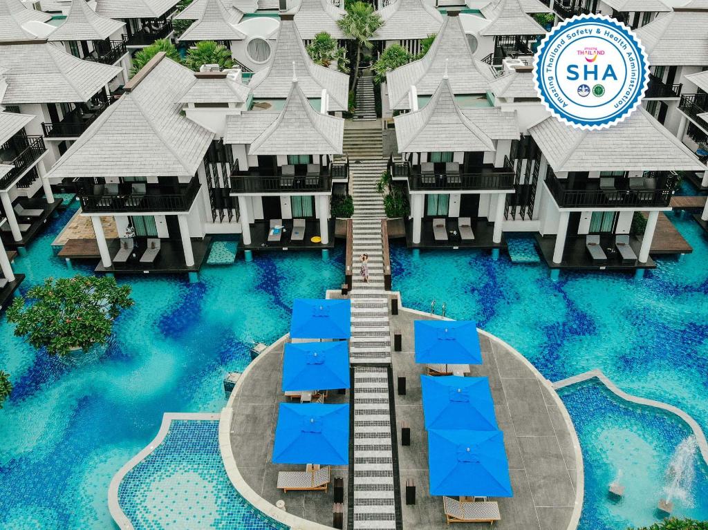 Hotel Z Through By The Zign