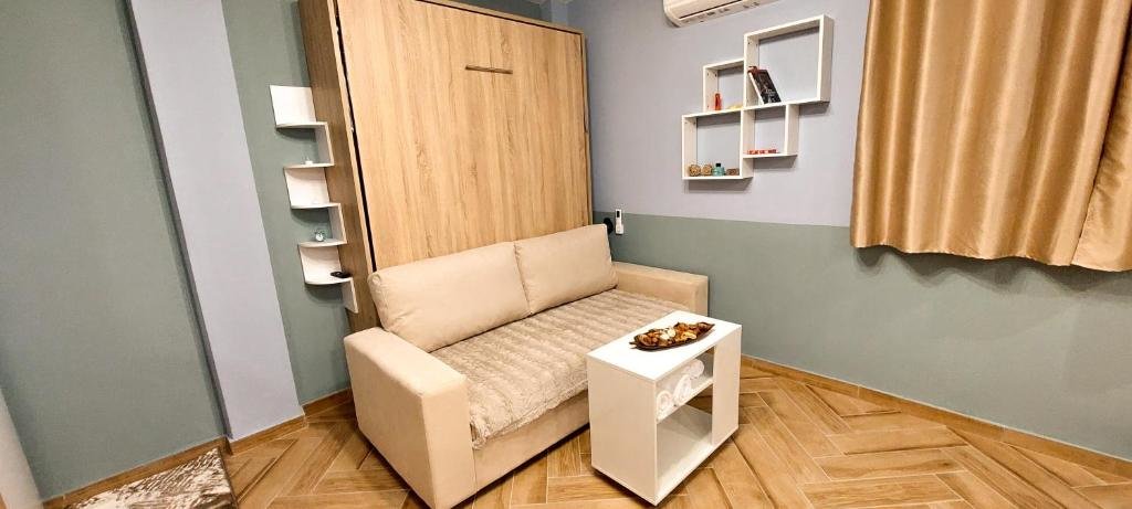 Hotel Apollo 4 - Luxury Apartment