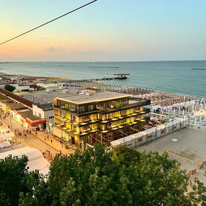 Hotel Seaside Mamaia cazare Mamaia