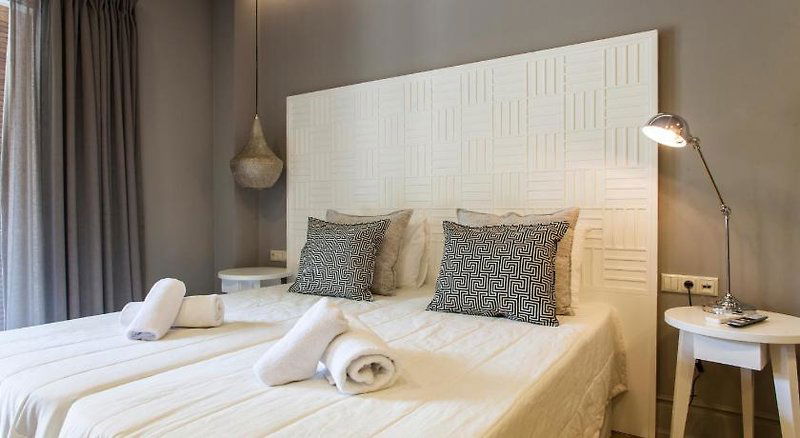 Hotel Candia Studios & Rooms