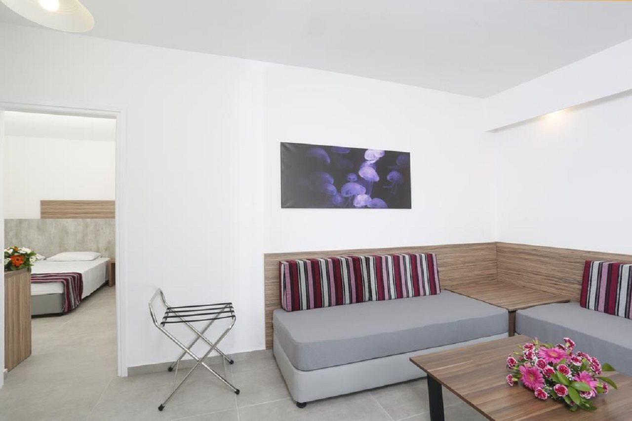 Hotel Kapetanios Aqua Resort