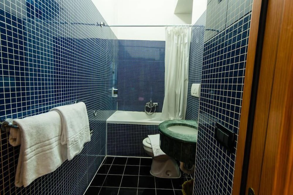 Hotel Lella