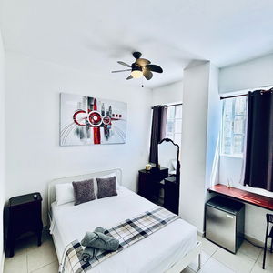 Hotel Hostal Francia cazare Santiago