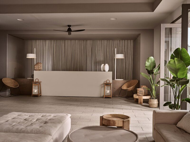 Hotel The Bay Hotel + Suites
