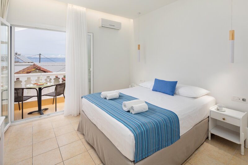 Hotel Bella Vista Hotel & Studios