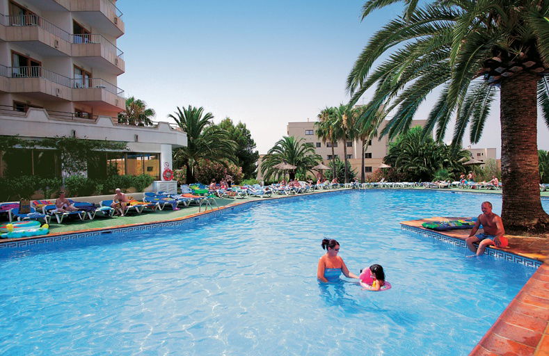 Hotel Tomir Portals Suites