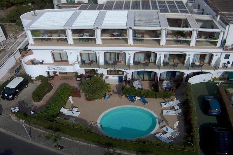 Hotel Bougainville