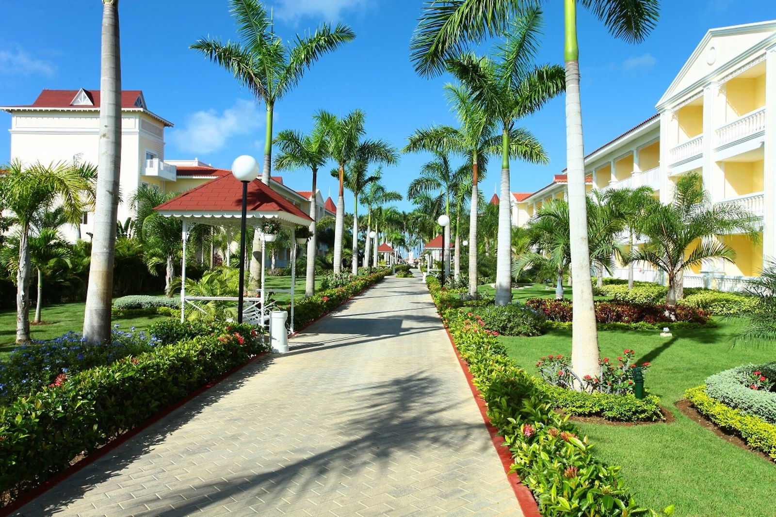Hotel Bahia Principe Luxury Bouganville